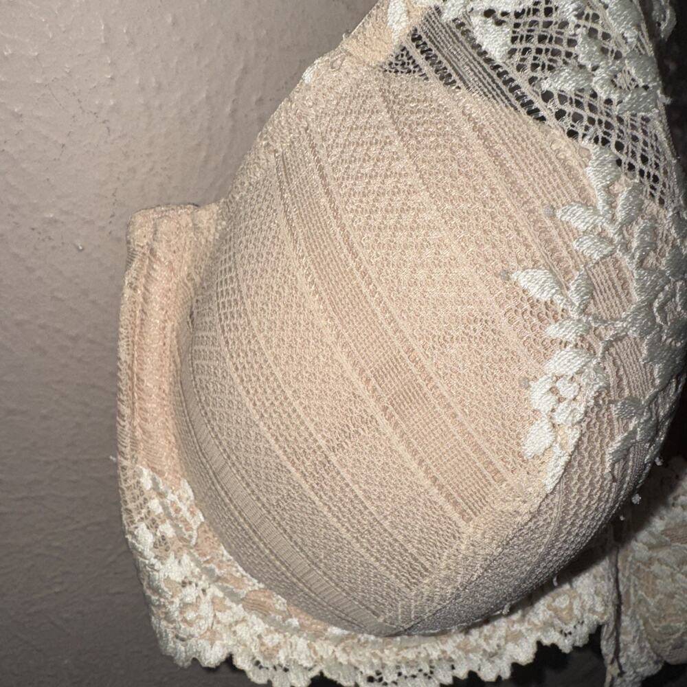 Wacoal Embrace Floral Lace Contour Bra 32DD Beige Style 853291 Underwire - Picture 5 of 13